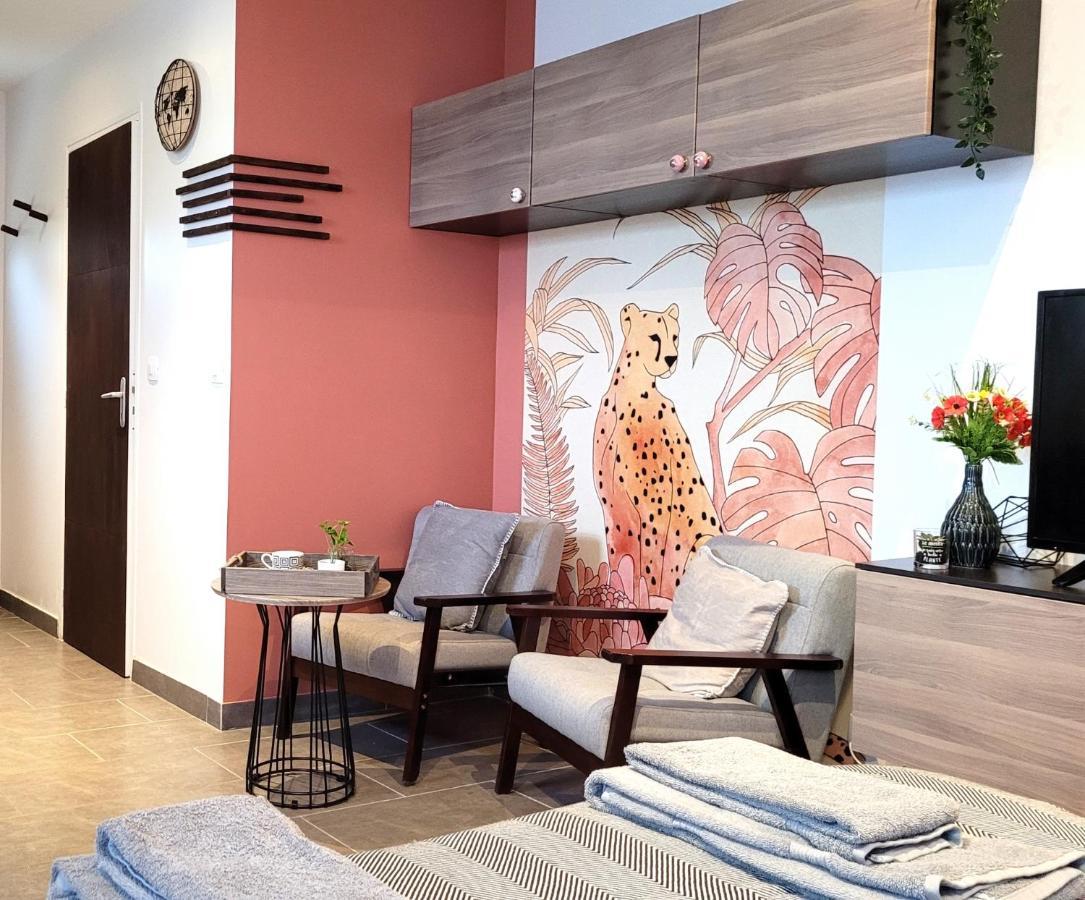 Studio Orange - Parc Asterix - Mer De Sable - Villepinte - Aeroport Cdg Vemars Εξωτερικό φωτογραφία